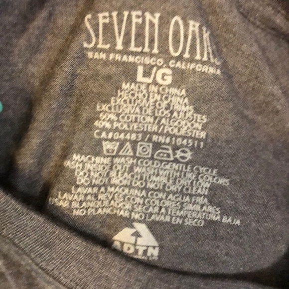 JUST CHILLIN’ Christmas T-shirt Light Up Ugly NWT Holiday Tee Shirt Snowman - Picture 6 of 7